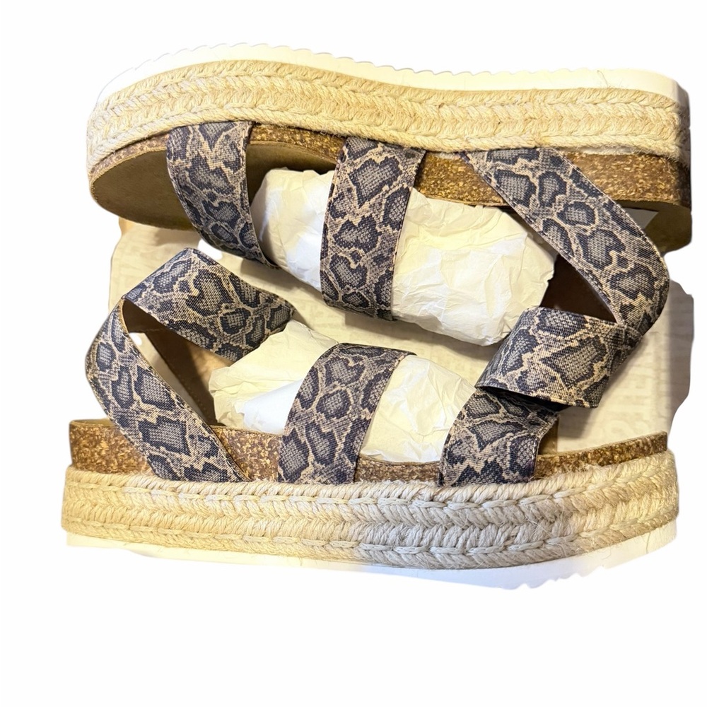 💜🌼NIB STEVE MADDEN KIMMIE BLU SNAKE Espadrille Sandals
